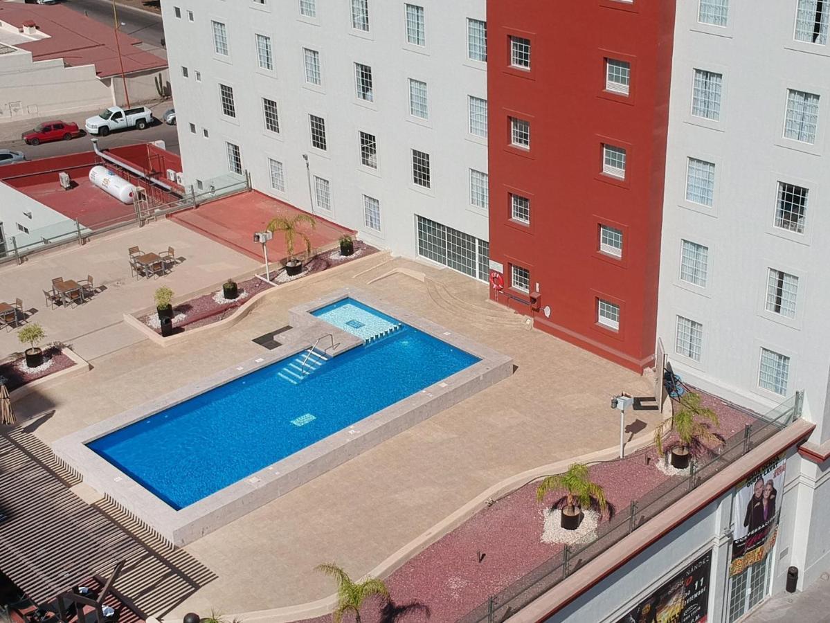 Fiesta Inn Express Ciudad Obregón Eksteriør bilde